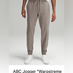 Lululemon ABC Jogger Warpstream large like new